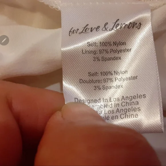 🍋***1Small Left!!**For Love and Lemons White Lace Cropped Top - Picture 6 of 8